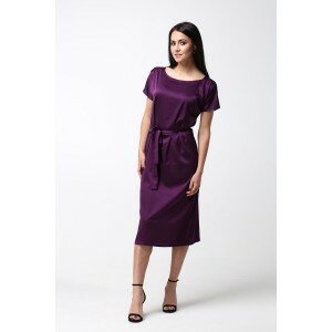 Платье свободного кроя с поясом цвет фиолетовый